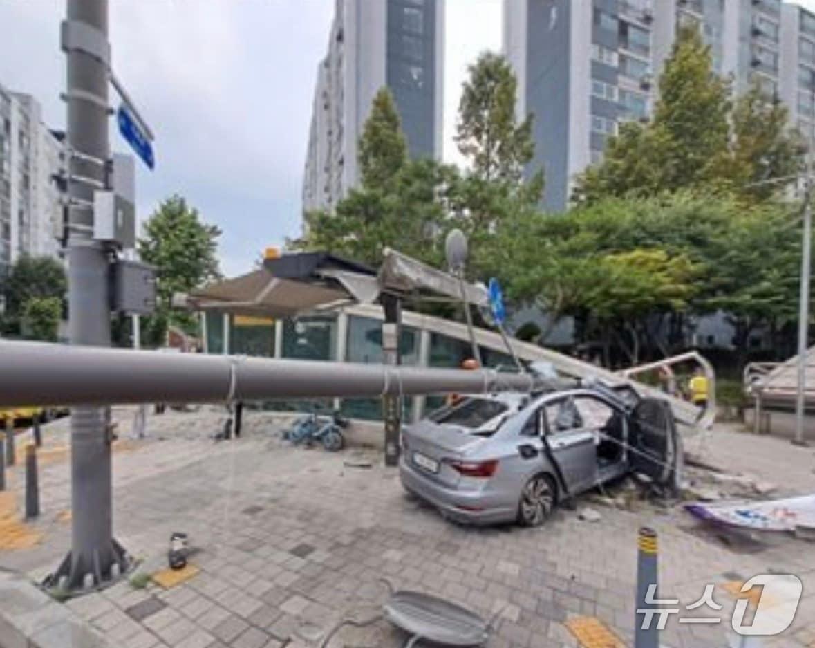 본문 이미지 - 사고 현장. (경기도소방재난본부 제공. 재판매 및 DB 금지) 2026.7.2/뉴스1