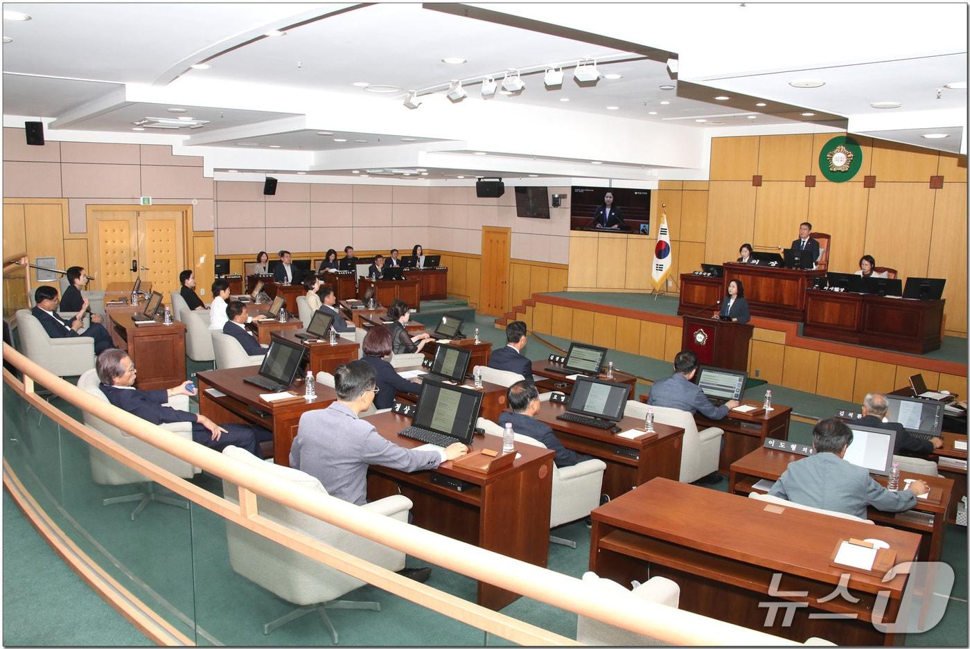 본문 이미지 - 20일 전북 정읍시의회가 제315회 임시회를 개회했다.(정읍시의회 제공. 재판매 및 DB금지)/뉴스1 