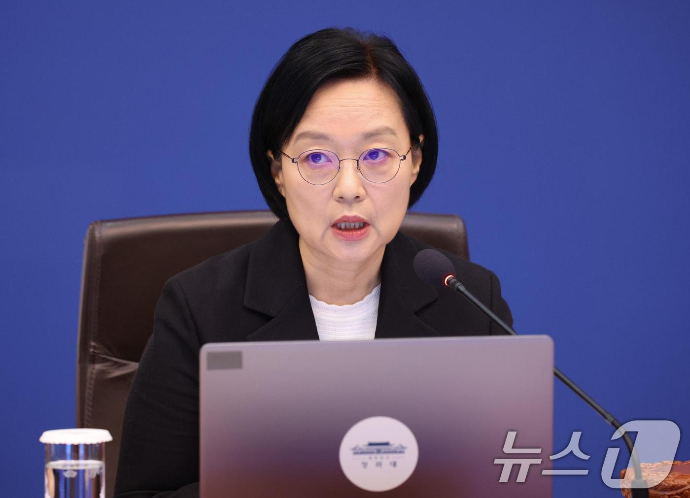 본문 이미지 - 한성숙 국무총리가 21일 청와대에서 열린 국무회의에서 발언을 하고 있다. 2026.7.21 ⓒ 뉴스1 허경 기자