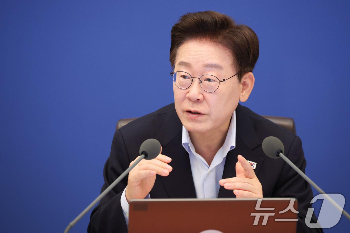 본문 이미지 - 이재명 대통령이 21일 청와대에서 열린 국무회의에서 발언을 하고 있다. 2026.7.21 ⓒ 뉴스1 허경 기자