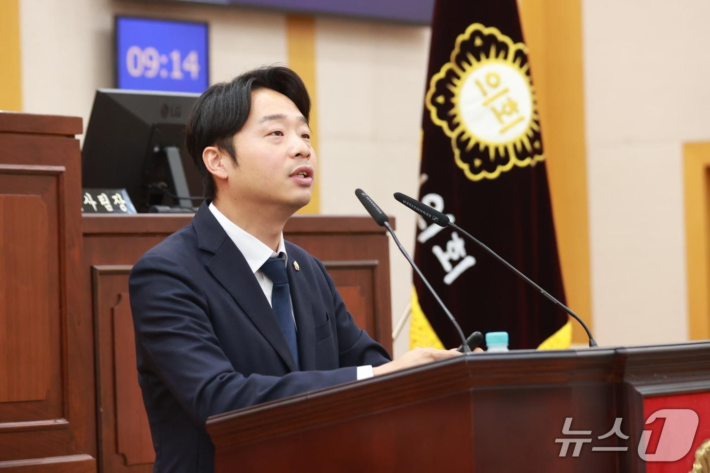 본문 이미지 - 이두원 의원 자유발언(충주시의회 제공, 재판매 및 DB금지)