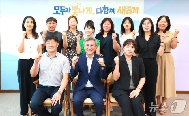 본문 이미지 - 천호성 전북교육감이 22일 전북학부모협의회와 간담회를 갖고, 소통과 협력을 통한 교육환경 조성을 약속했다.(전북교육청 제공, 재판매 및 DB 금지)/뉴스1