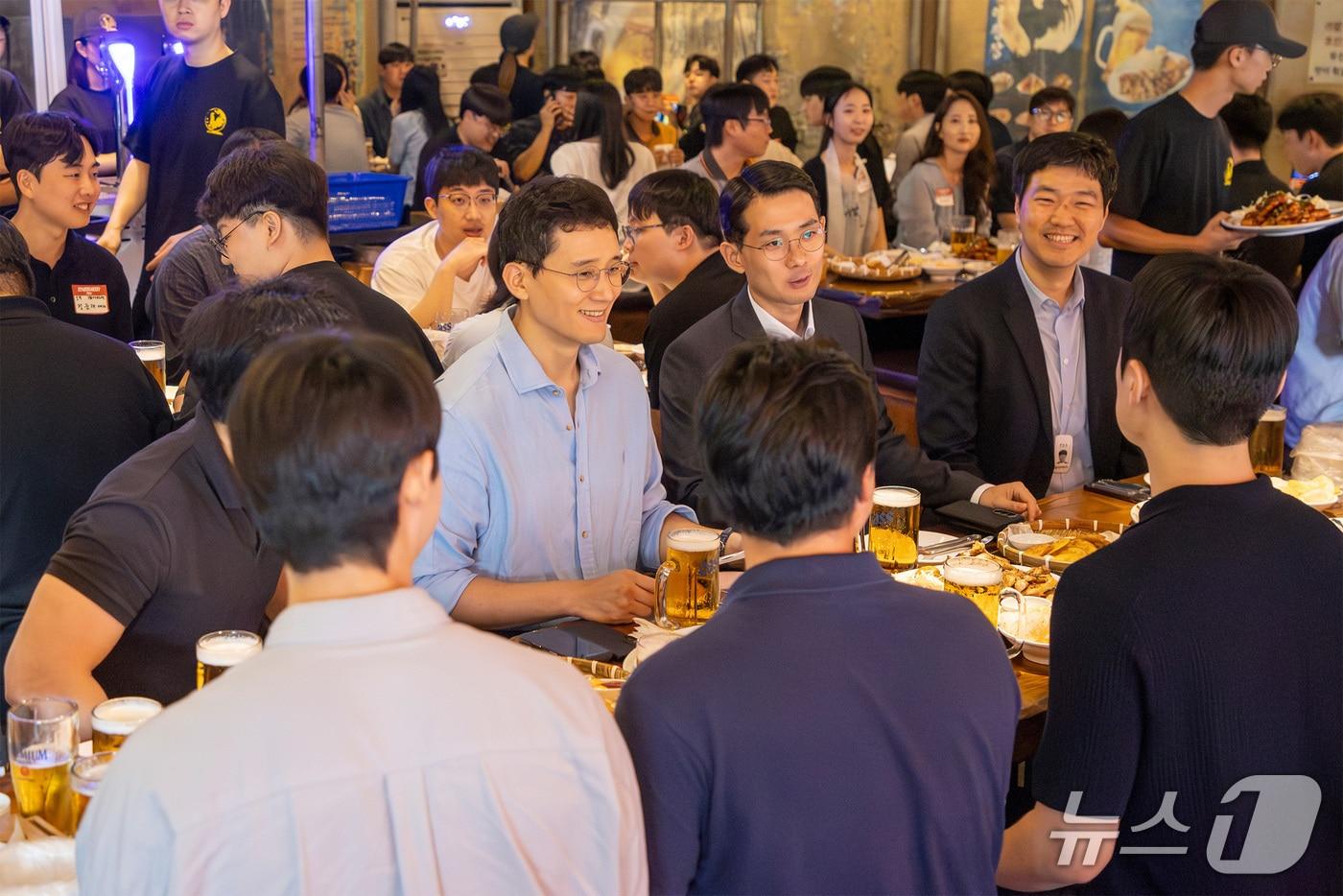 본문 이미지 -  호반그룹 최고 경영진, 신입사원과 소통행사 마련 (호반그룹 제공)