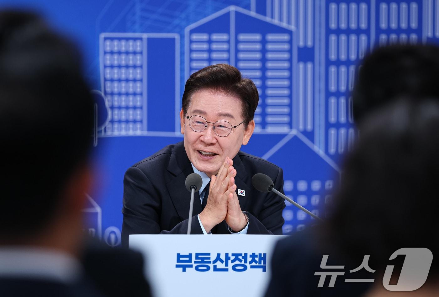 본문 이미지 - 이재명 대통령이 23일 서울 여의도 KBS 별관에서 열린 부동산정책 국민 대토론회에서 발언하고 있다. 2026.7.23 ⓒ 뉴스1 허경 기자