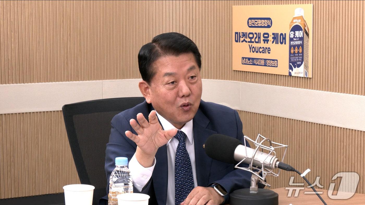 본문 이미지 - 뉴스1TV '팩트앤뷰'에 출연한 김병주 더불어민주당 의원. 2026.7.23./뉴스1
