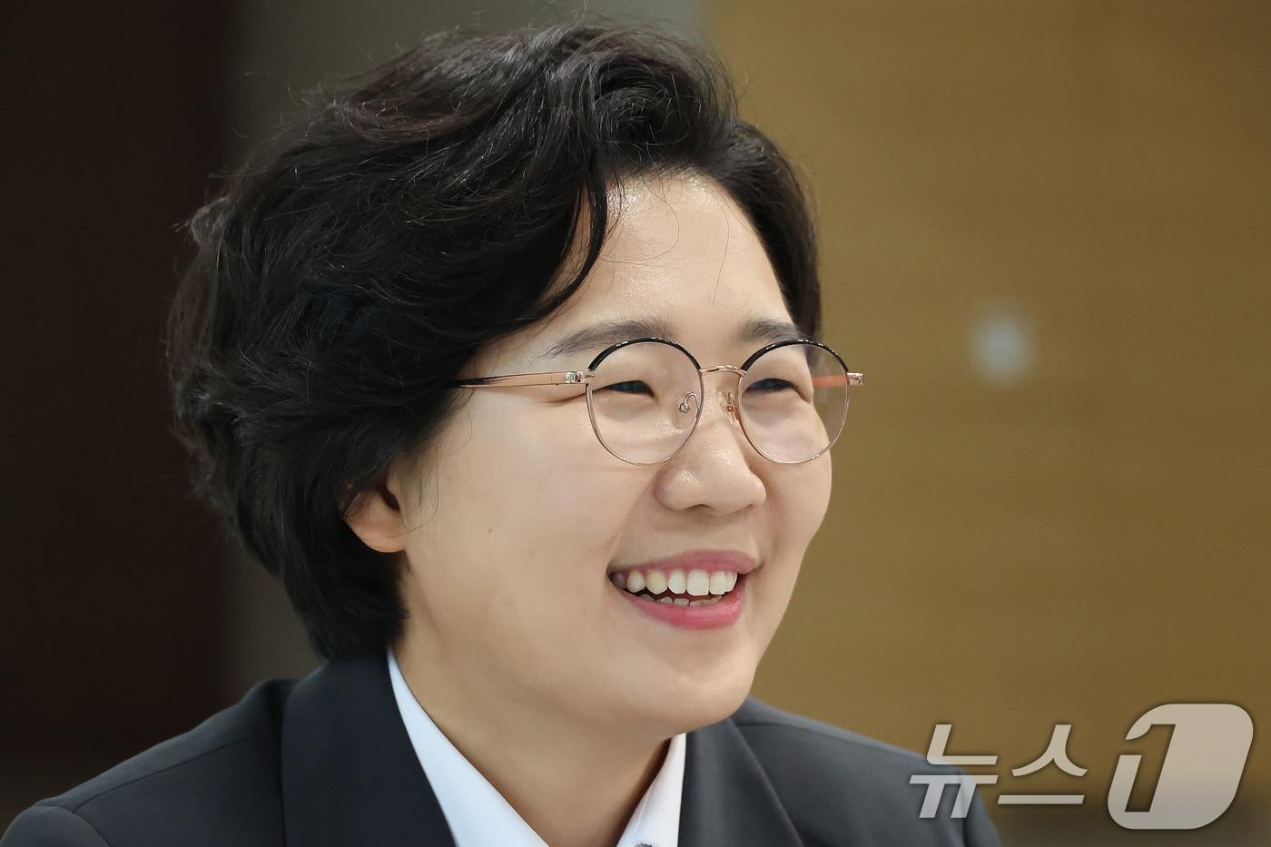본문 이미지 - 김보미 더불어민주당 당대표 후보가 23일 서울 여의도 국회 소통관에서 뉴스1과 인터뷰를 하고 있다. ⓒ 뉴스1 신웅수 기자