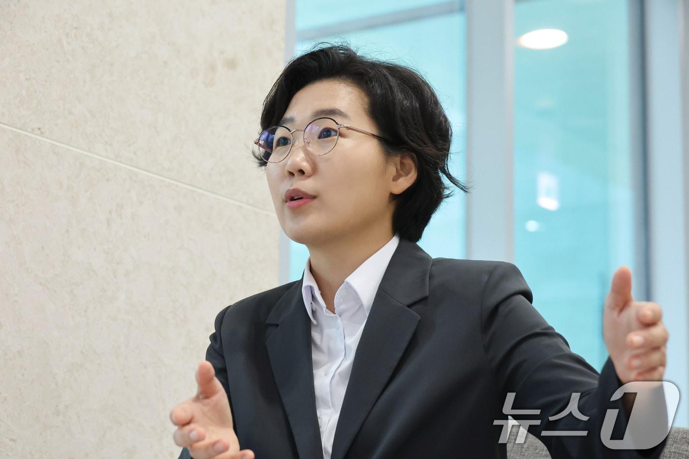본문 이미지 - 김보미 더불어민주당 당대표 후보가 23일 서울 여의도 국회 소통관에서 뉴스1과 인터뷰를 하고 있다. ⓒ 뉴스1 신웅수 기자