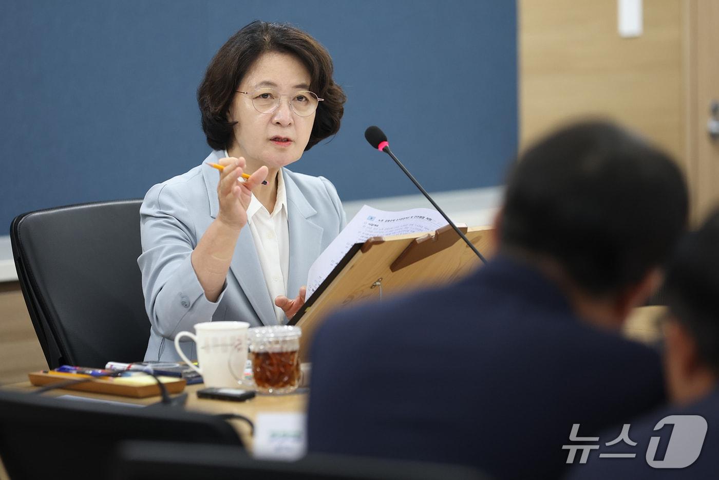 본문 이미지 - 경기도 도시주택실·도시개발국 업무보고에서 발언하는 추미애 경기도지사.(경기도 제공. 재판매 및 DB금지)
