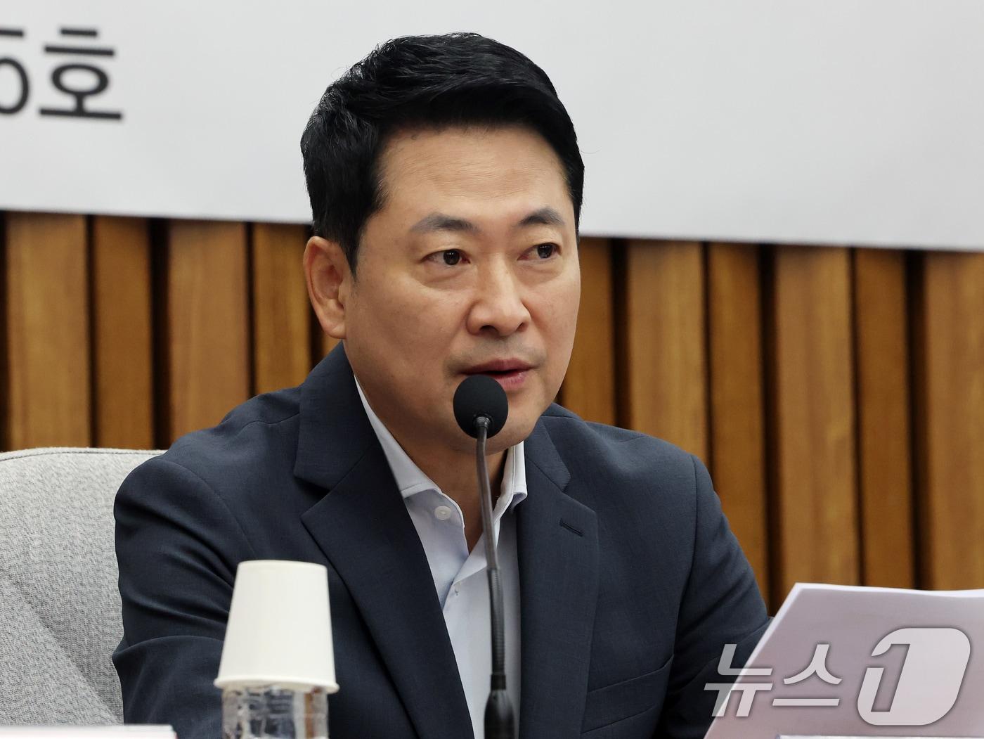 본문 이미지 - 장동혁 국민의힘 대표가 지난 24일 오전 서울 여의도 국회에서 열린 '규제에서 시장으로, 징벌에서 합리로' 국민의힘 부동산정책 정상화 토론회에서 인사말을 하고 있다. 2026.7.24 ⓒ 뉴스1 황기선 기자