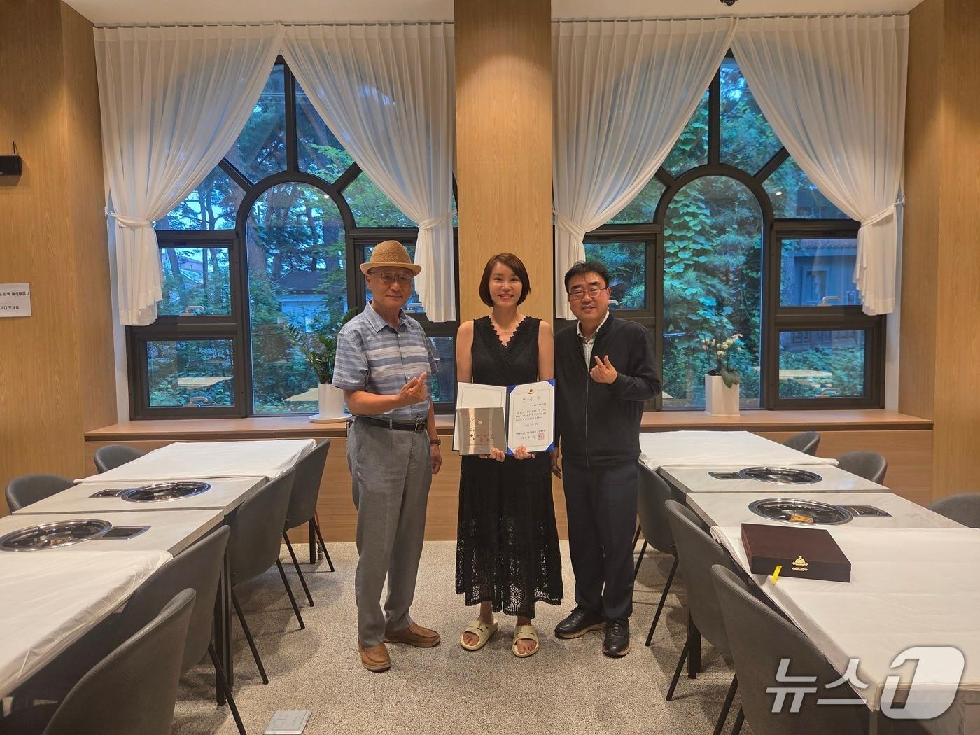 본문 이미지 - 강릉 방문 관광객이 친절 업소로 선정한 차현희순두부청국장.(강릉시 제공, 재판매 및 DB 금지)2 206.7.24/뉴스1