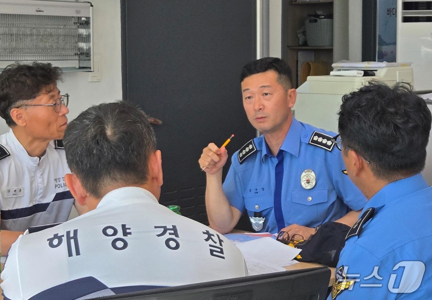 본문 이미지 - 김주영 신임 서귀포해경서장(서귀포해경서 제공. 재판매 및 DB금지)/뉴스1