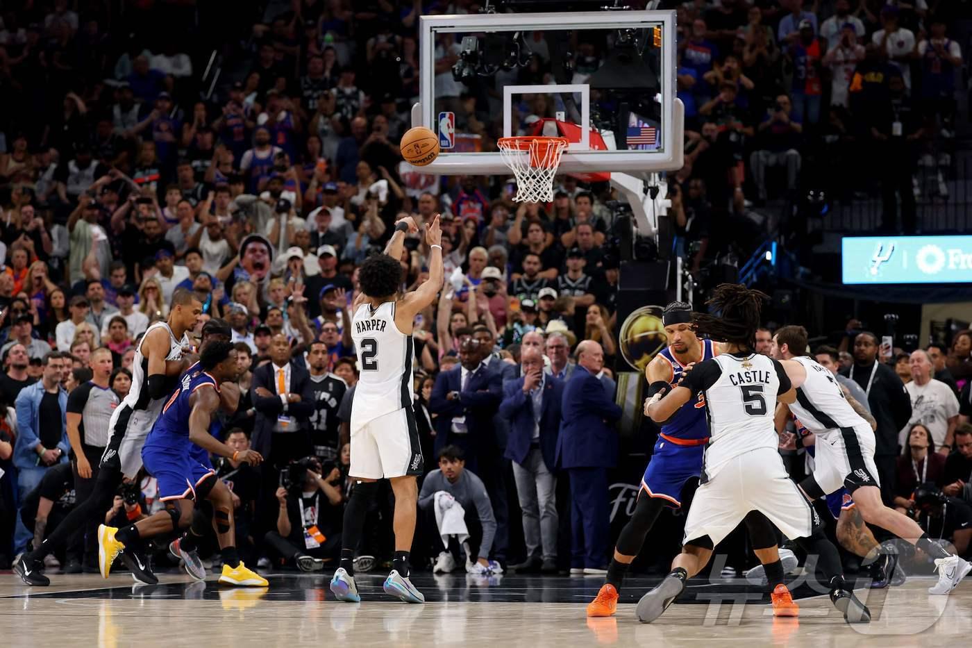 본문 이미지 - NBA 경기 중 자유투 상황. ⓒ AFP=뉴스1