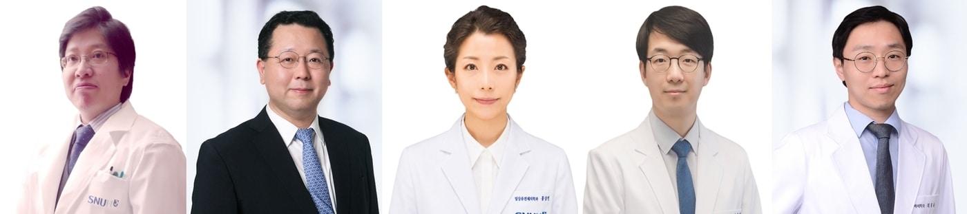 본문 이미지 - 서울대병원 이상건(왼쪽부터)·주건 신경과 교수, 홍상빈 임상유전체의학과 임상강사, 신용원 중환자의학과 교수, 최홍윤 핵의학과 교수.(서울대병원 제공)
