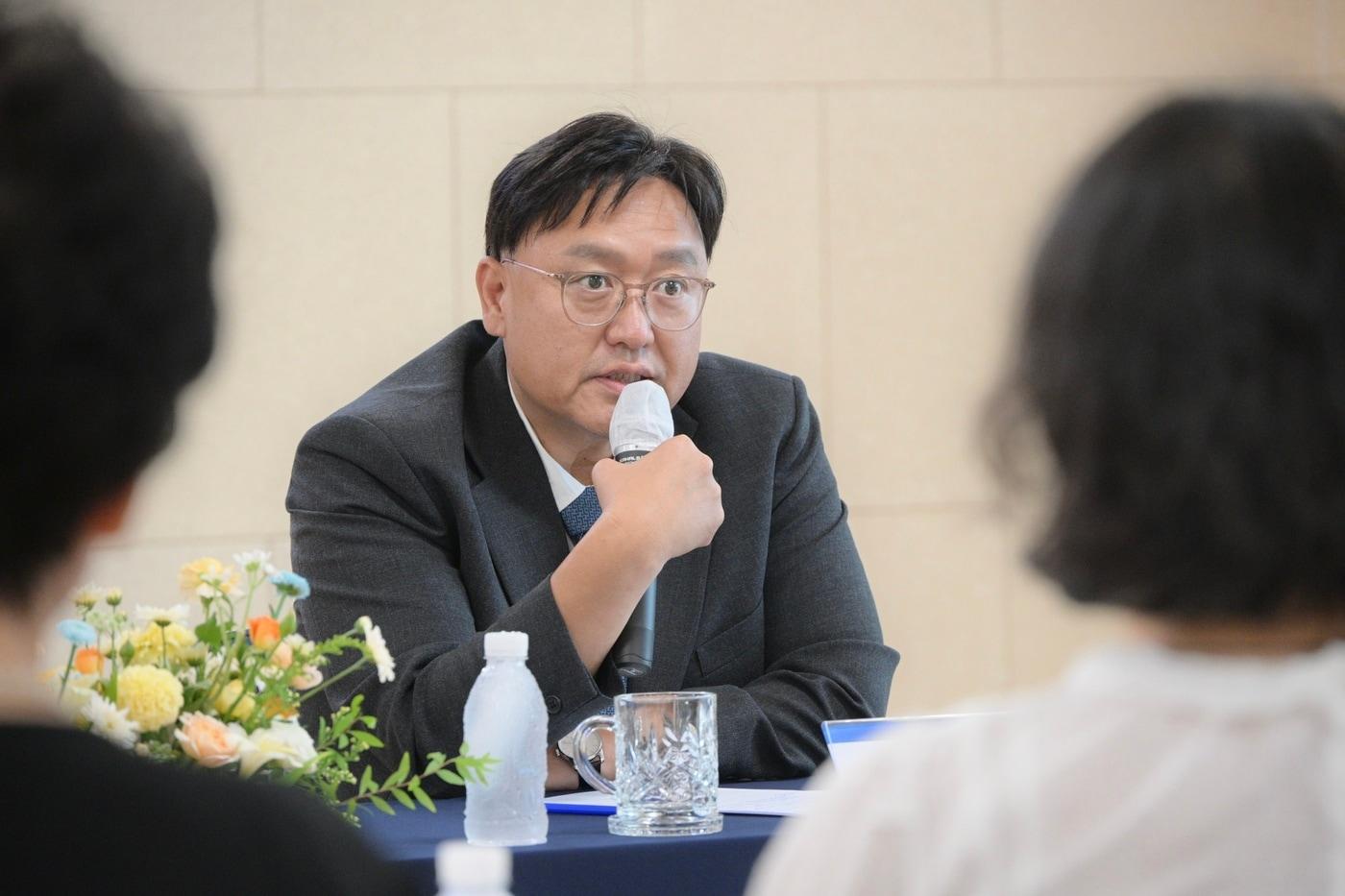 본문 이미지 - 나성동 시민과의 대화에서 발언하는 조상호 세종시장..(세종시 제공. 재판매 및 DB 금지) .