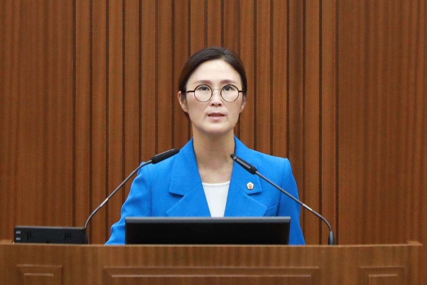 본문 이미지 - 5분 자유발언하는 김현미 세종시의원.(세종시의회 제공. 재판매 및 DB 금지)