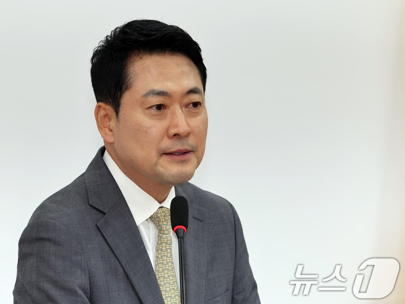 본문 이미지 - 장동혁 국민의힘 대표가 30일 오후 서울 여의도 국회에서 선거관리위원회 특별검사법 관련 입장을 밝히고 있다. 2026.7.30 ⓒ 뉴스1 황기선 기자