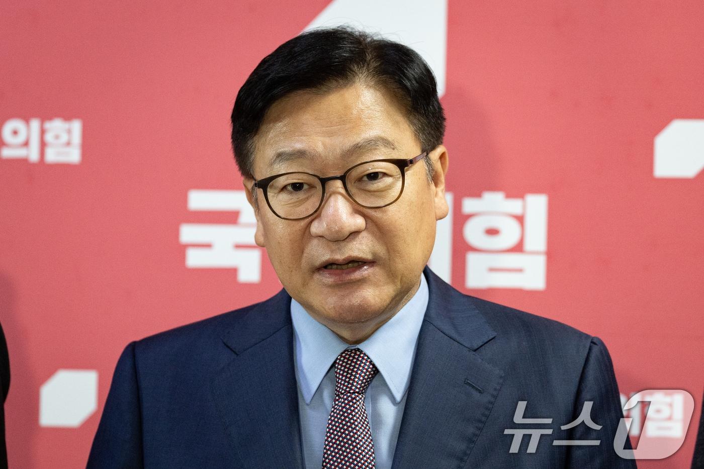 본문 이미지 - 정점식 국민의힘 원내대표가 31일 서울 여의도 국회에서 현안 관련 브리핑을 하고 있다. 2026.7.31 ⓒ 뉴스1 유승관 기자