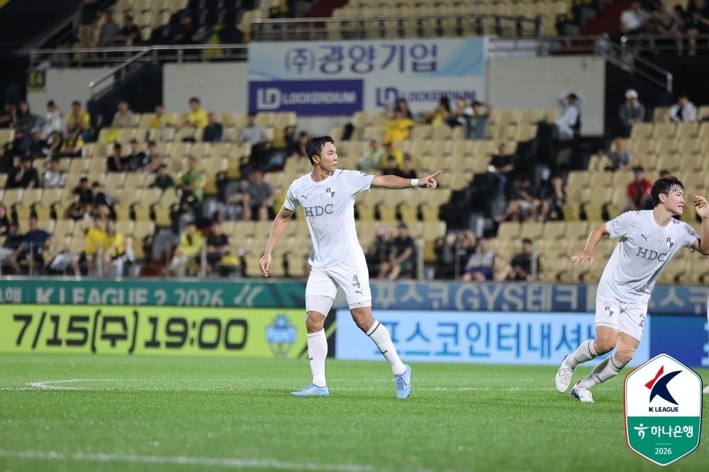 본문 이미지 - 부산 아이파크의 김진혁(한국프로축구연맹 제공) 