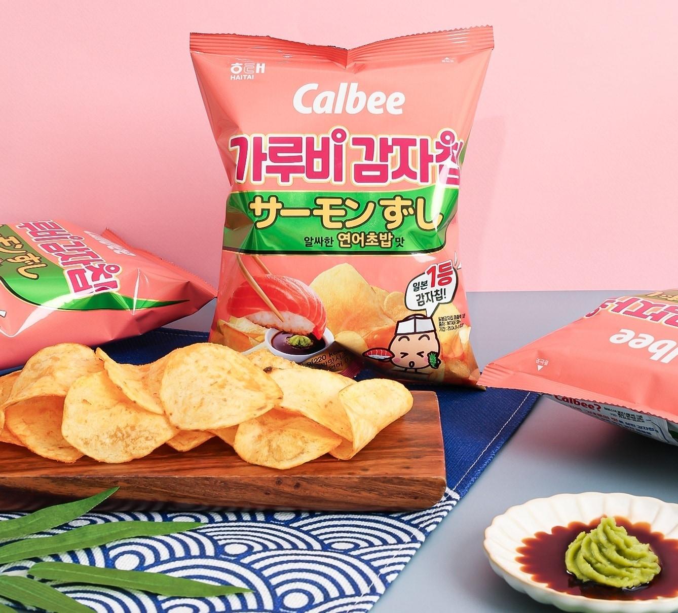 본문 이미지 - 가루비감자칩 연어초밥맛 제품 사진.(해태제과 제공)
