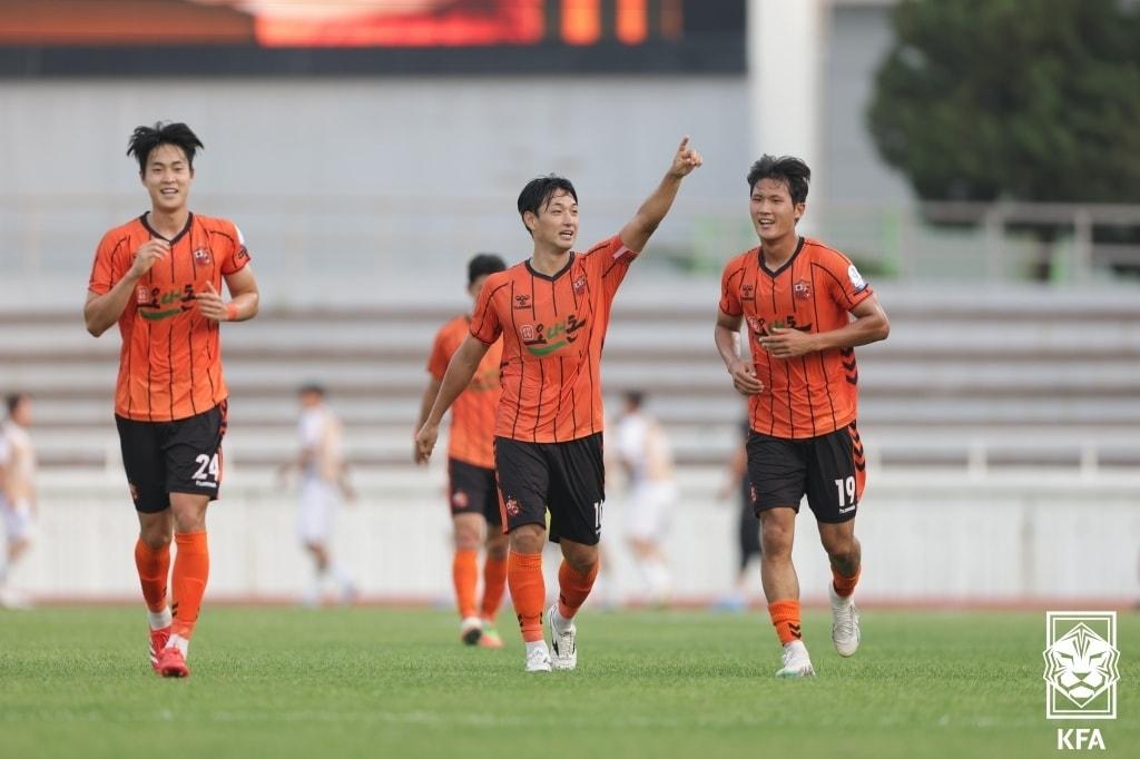 본문 이미지 - 지난 4, 5일 진행된 코리이컵 1라운드 결과 15팀이 생존했다. (대한축구협회 제공)