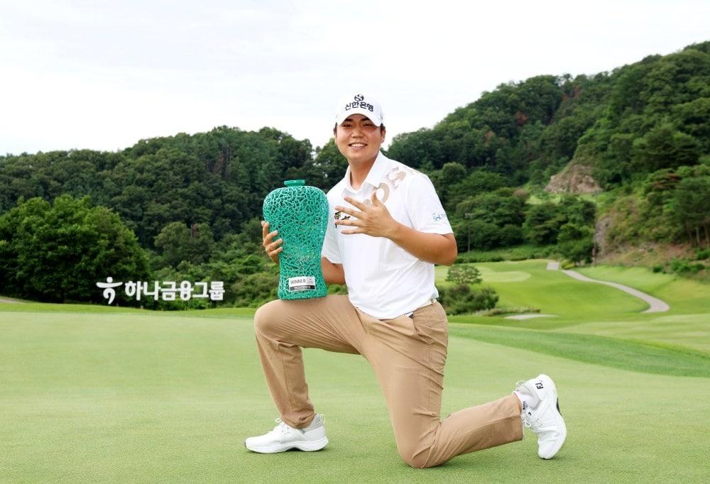 본문 이미지 - 2026 KPGA투어에서 유일한 다승을 기록 중인 장유빈(24·신한금융그룹). (KPGA 제공)