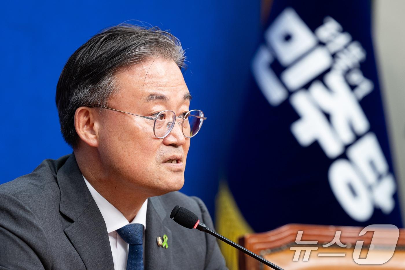 본문 이미지 - 이연희 더불어민주당 전당대회준비위원회 대변인. 2026.7.9 ⓒ 뉴스1 유승관 기자