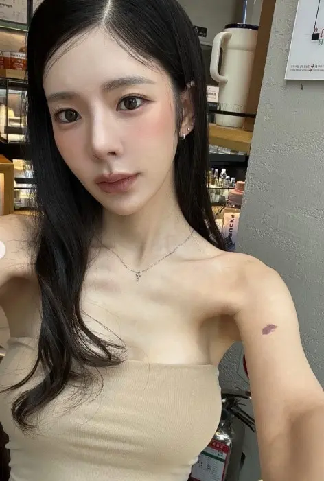 본문 이미지 - 가수 장재인 인스타그램