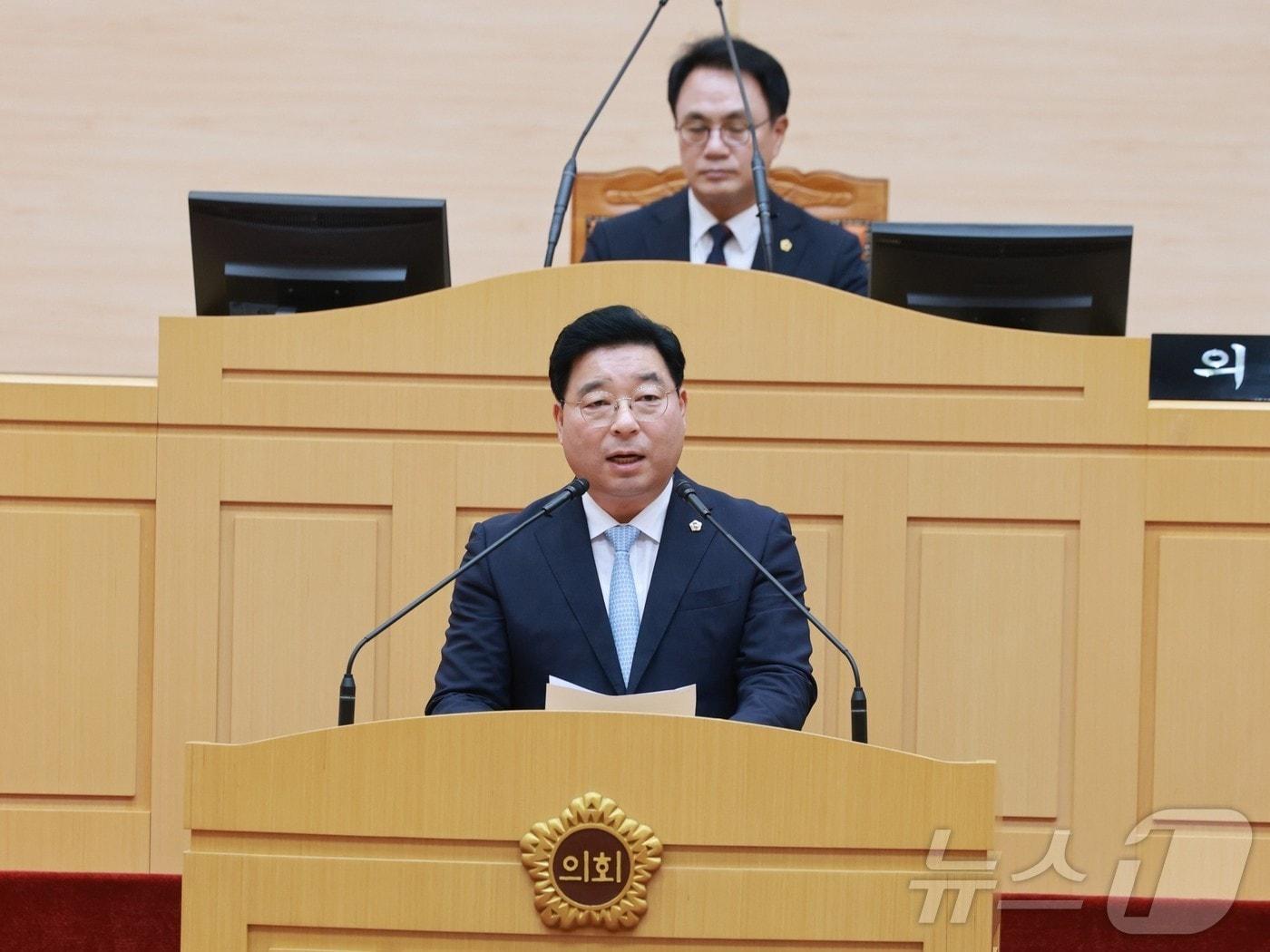 본문 이미지 - 발언하는 신민호 전남광주시의회 운영위원장.(시의회 제공. 재배포 및 DB 금지)