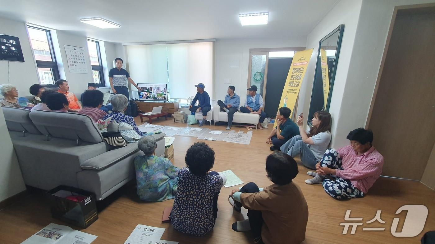 본문 이미지 - 전북 임실군은 오는 9월부터 지역사회 탄소중립 실천 확산을 위해 환경교육 강사를 현장에 배치하고 본격적인 교육을 시작한다.(임실군제공, 재판매 및 DB금지)2026.8.10/뉴스1 