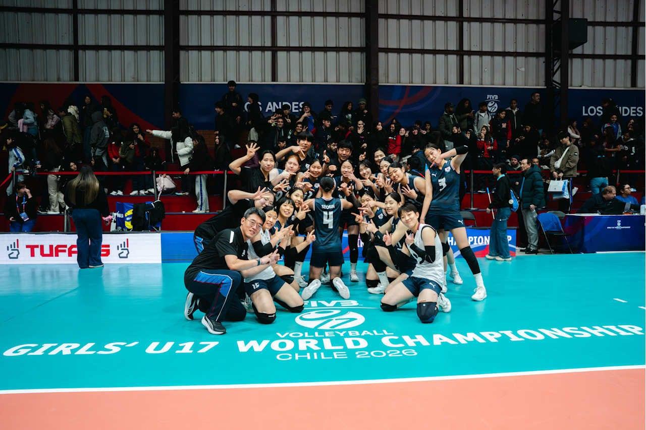 본문 이미지 - U-17 여자배구 대표팀이 세계선수권 16강 진출을 확정했다. (FIVB 홈페이지 캡처)