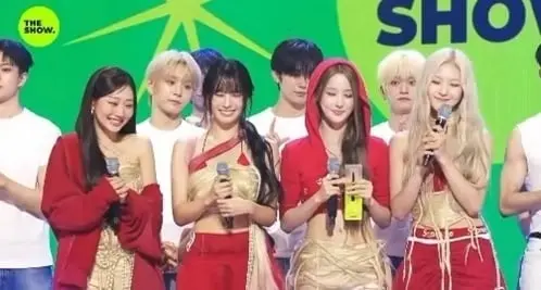 본문 이미지 - SBS Life '더 쇼'방송 화면 캡처