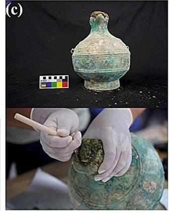 본문 이미지 - 산자바오 묘지 출토 청동 항아리.(Journal of Archaeological Science: Reports 게재 논문 캡처)
