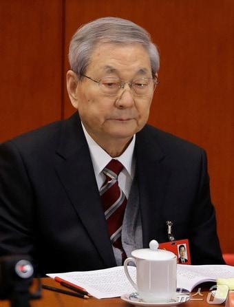 본문 이미지 - 주룽지 전 중국 총리. <자료사진> 2012.11.8. ⓒ 로이터=뉴스1