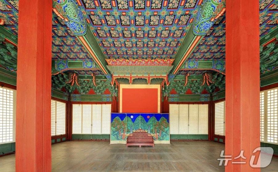 본문 이미지 - 국가유산청과 국가유산진흥원은 독립유공자와 후손을 위한 '기억의 예우'를 9월 17일부터 20일까지 서울 종로구 창경궁 문정전에서 연다.