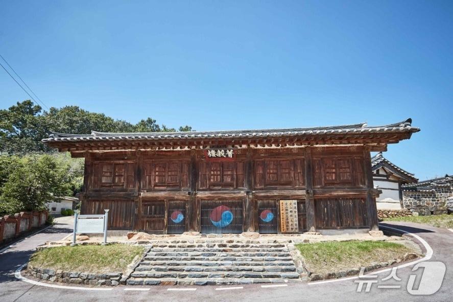 본문 이미지 - 청양 정산향교 청아루