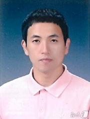 본문 이미지 - 진천국민체육센터 수영강사 오종석 씨.(진천군 제공. 재판매 및 DB금지)/뉴스1