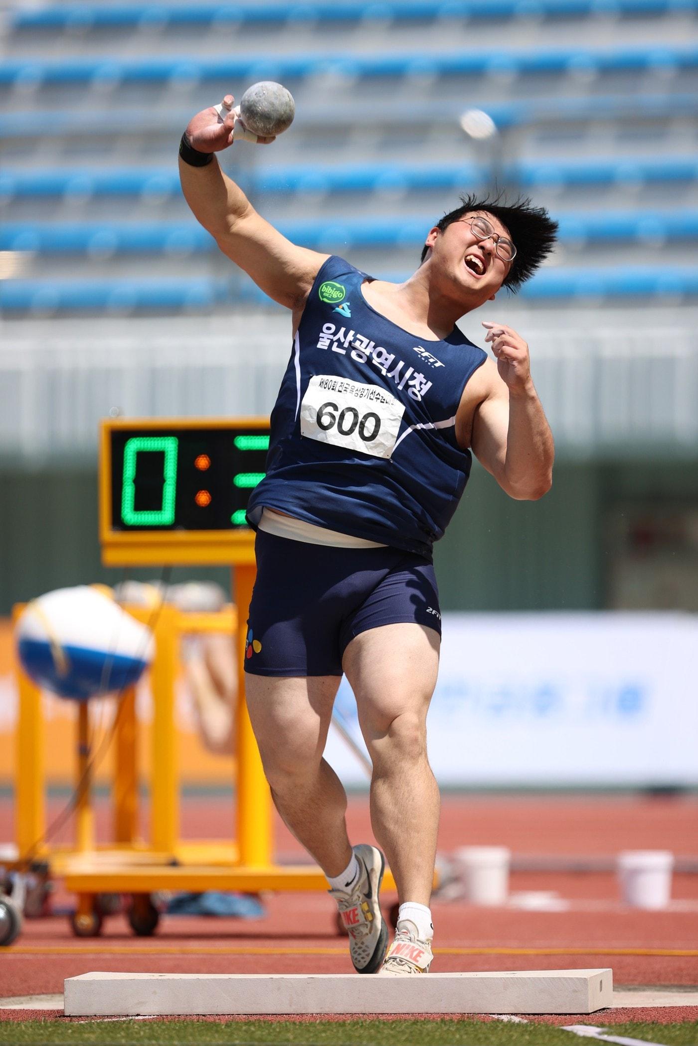 본문 이미지 - 한국 투포환의 희망 박시훈(20·울산시청). (대한육상연맹 제공)