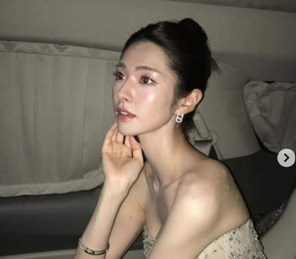 본문 이미지 - 배우 하영 인스타그램