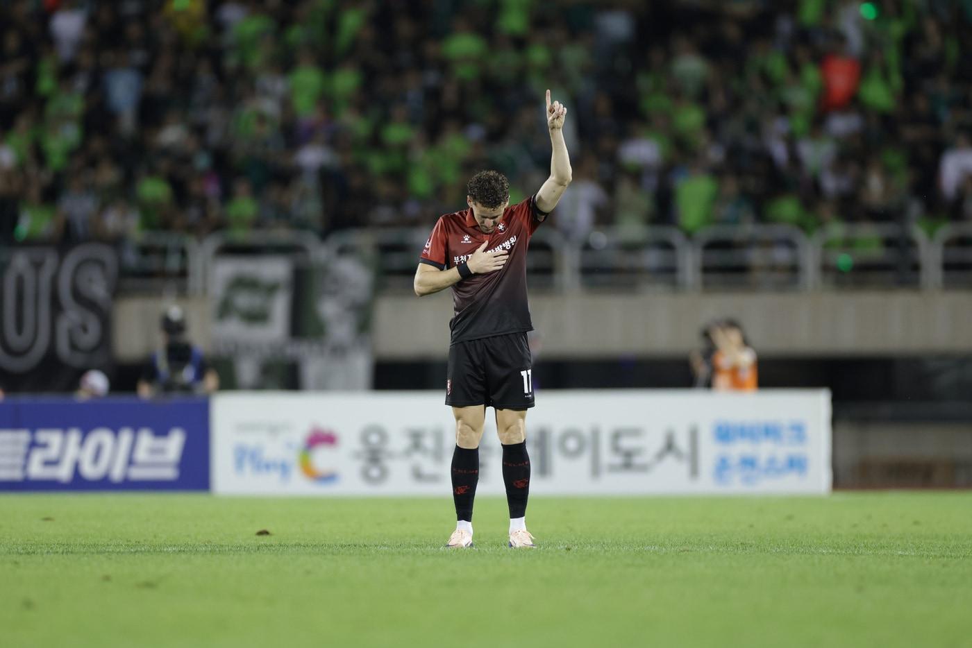 본문 이미지 - K리그1 23라운드 MVP로 뽑힌 부천FC 갈레고. (한국프로축구연맹 제공)