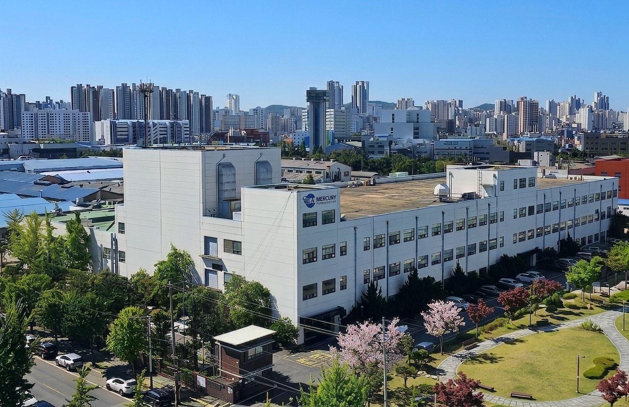 본문 이미지 - 한미반도체가 매입하는 머큐리 공장 전경. (한미반도체 제공)