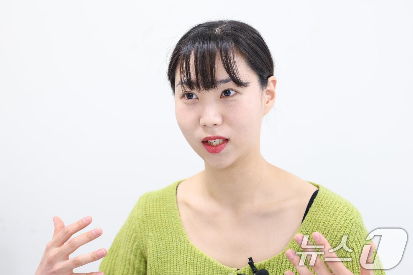 본문 이미지 - 어린이 가족 뮤지컬 '나는 반딧불'에서 엄마역을 맡은 배우 최유경 ⓒ 뉴스1 안은나 기자