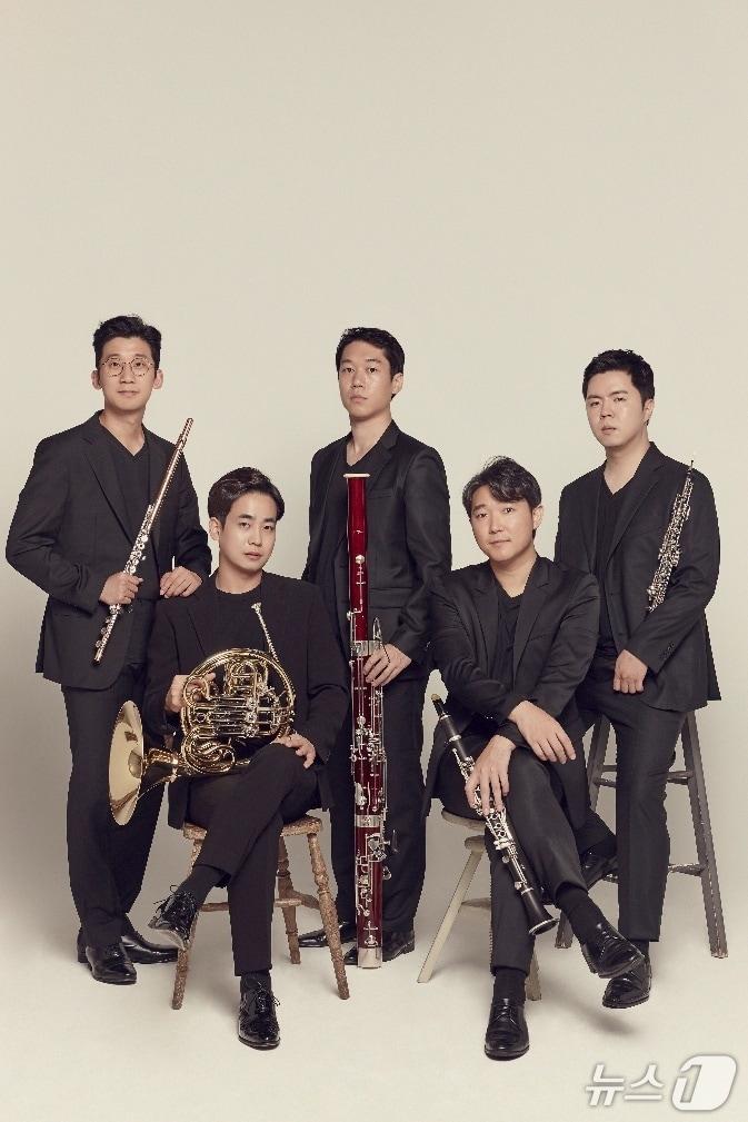 본문 이미지 - 뷔에르 앙상블이 제7회 정기연주회 '프롬나드'(Promenade)를 10월 24일 서울 서초구 예술의전당 IBK기업은행챔버홀에서 연다.