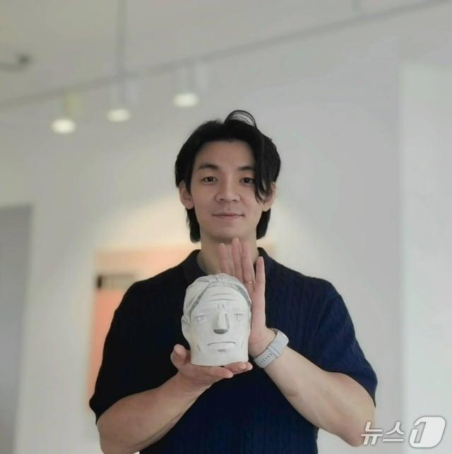 본문 이미지 - 박노식의 첫 개인전 '첫인상'(Primary Effect)이 20일부터 9월 19일까지 서울 중구 동호로 페이토갤러리에서 열린다.