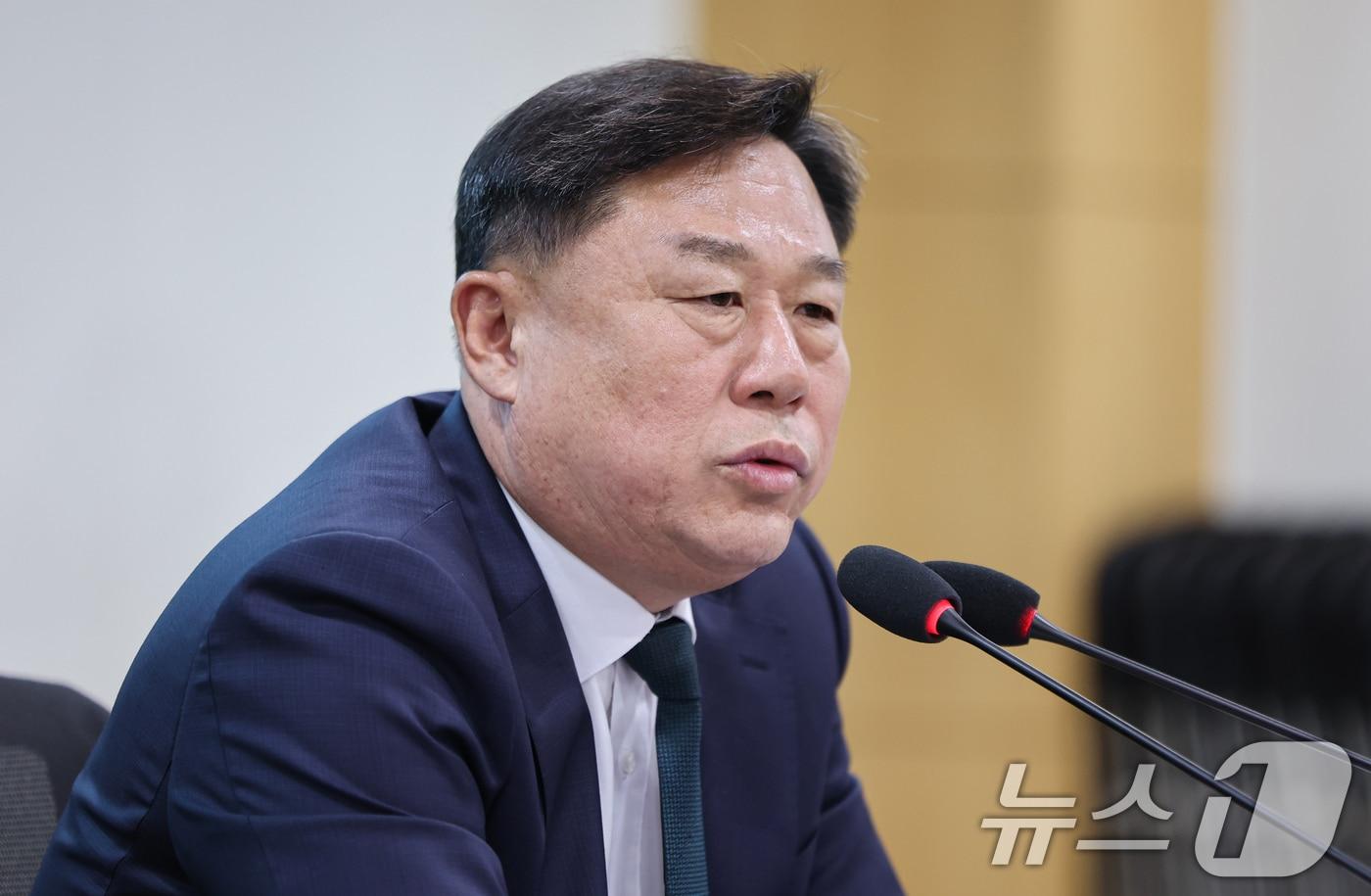 본문 이미지 - 김종훈 진보당 당대표가 19일 서울 여의도 국회 의원회관에서 기자간담회를 하고 있다. 2026.8.19 ⓒ 뉴스1 김도우 기자