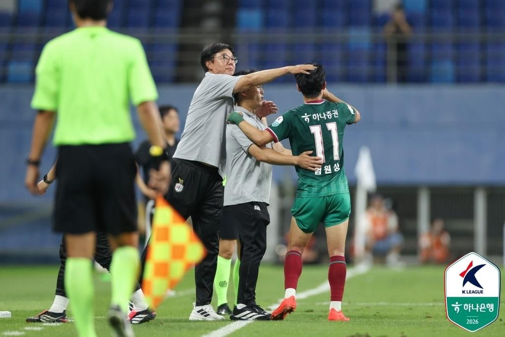 본문 이미지 - 대전이 10경기 만에 이겼다.(한국프로축구연맹 제공) 