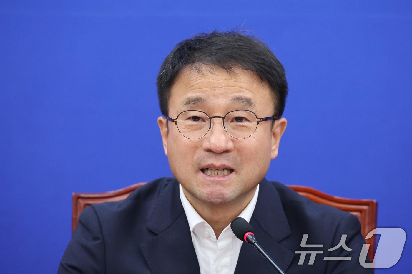 본문 이미지 - 한병도 더불어민주당 원내대표가 20일 서울 여의도 국회에서 열린 정책조정회의에서 발언하고 있다. 2026.8.20 ⓒ 뉴스1 신웅수 기자