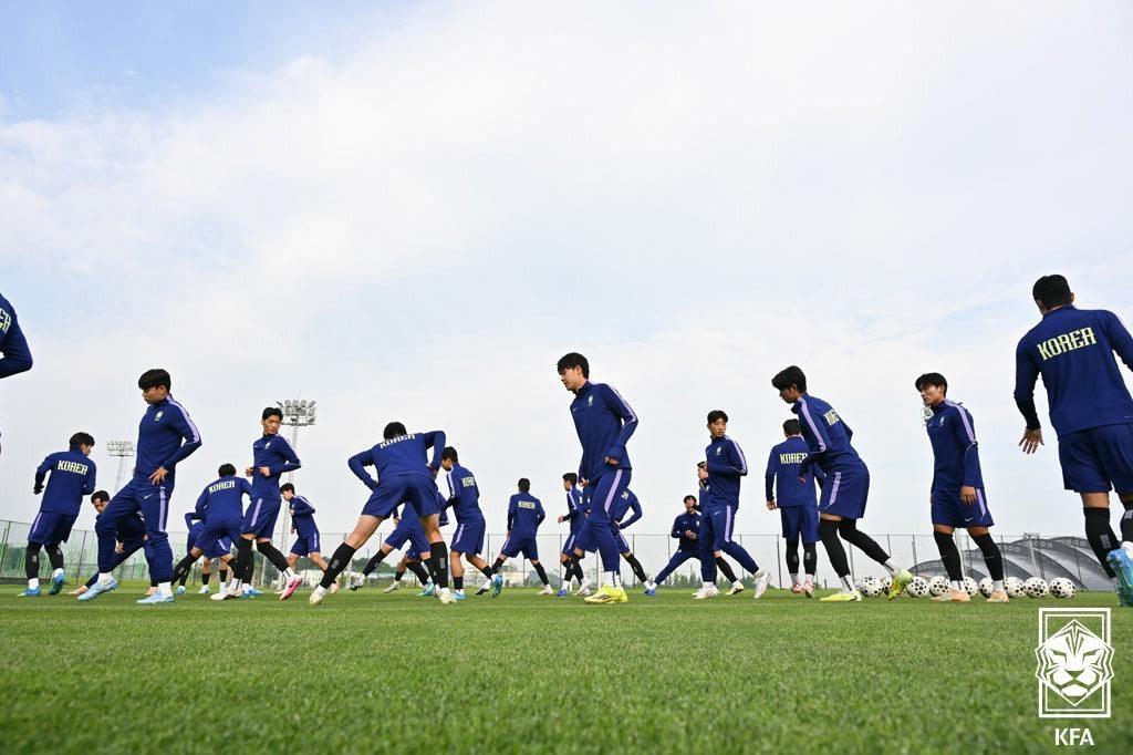 본문 이미지 - 김정수 감독이 '2027 AFC U-20 아시안컵' 예선에 참가할 최종 명단 23명을 확정했다. (KFA 제공)
