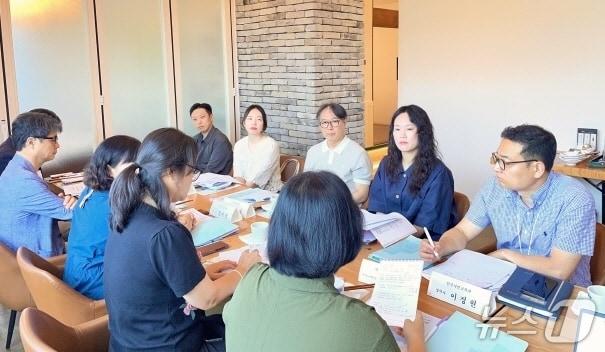본문 이미지 - 20일 전북도교육청 민주시민교육과 회의실에서 ‘학생 생명지킴 전담반(TF)' 1차 협의회가 개최됐다.(전북교육청 제공, 재판매 및 DB 금지)/뉴스1