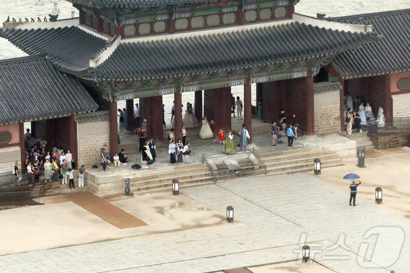 본문 이미지 -  서울 종로구 광화문 경복궁 ⓒ 뉴스1 김성진 기자
