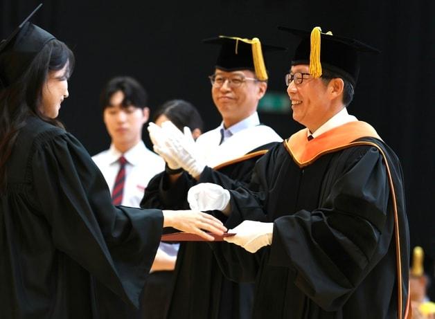 본문 이미지 - 충북대학교 2025학년도 후기 학위수여식.(충북대 제공. 재판매 및 DB금지)